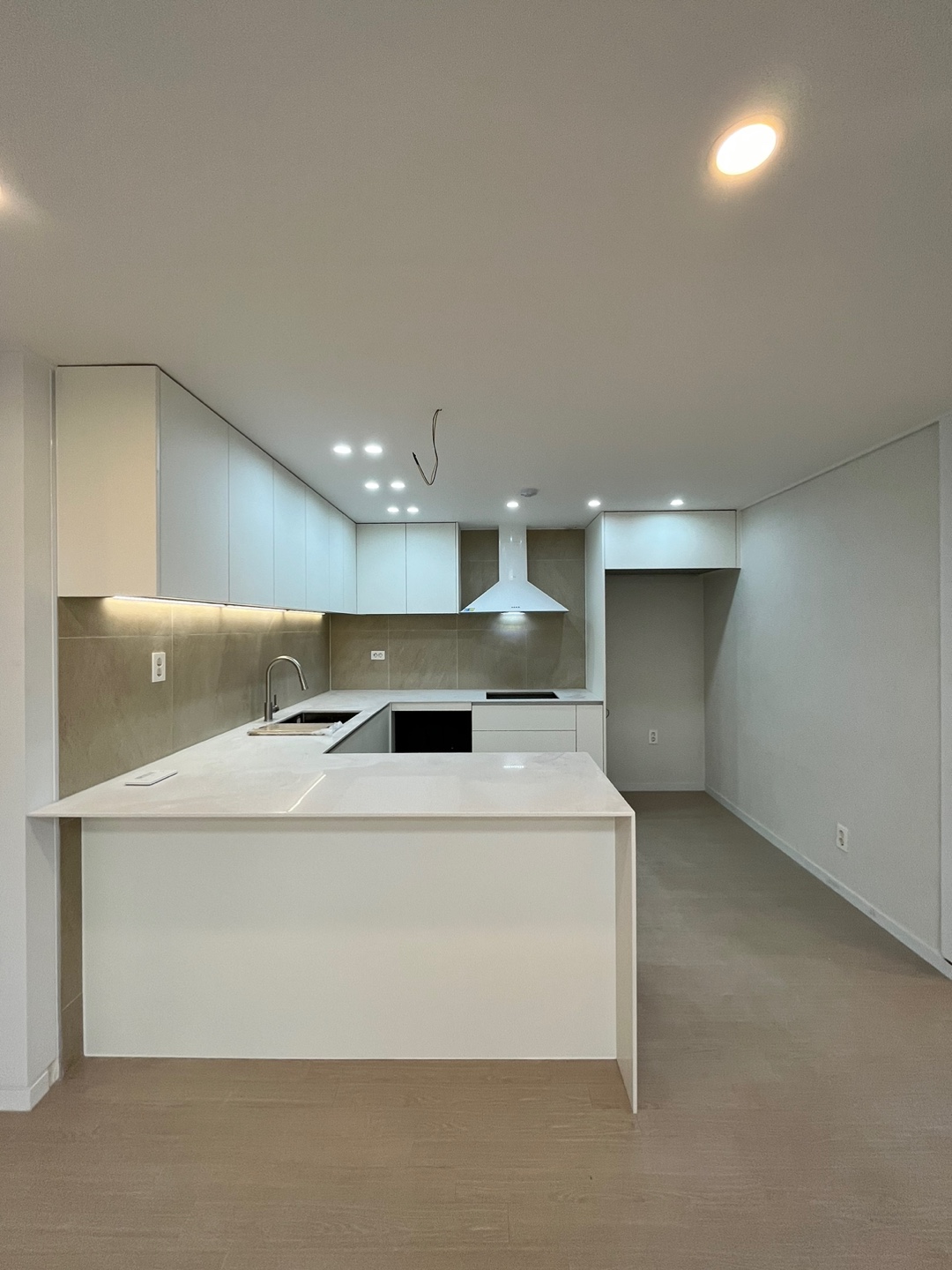 1785021015_EzLyYmqF_227459f75e310bec84904e4558184bbd1aff9baa.jpg 이미지크게보기