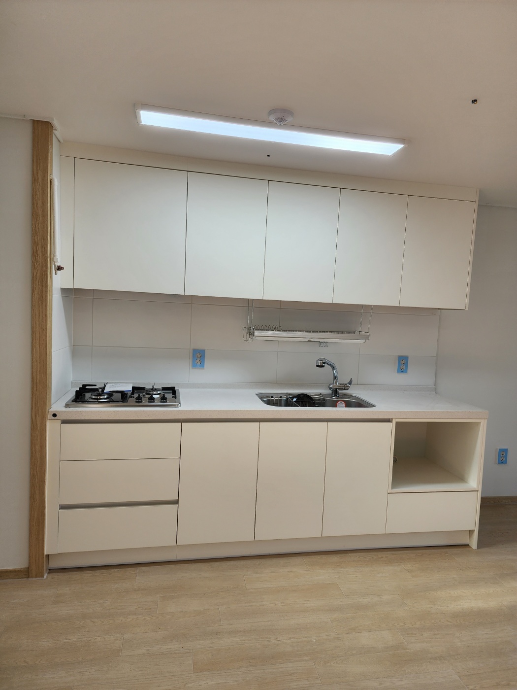 1785021015_wrN4oR7t_b8781a8bf3e79566be717074b6b5c2d0c0724859.jpg 이미지크게보기