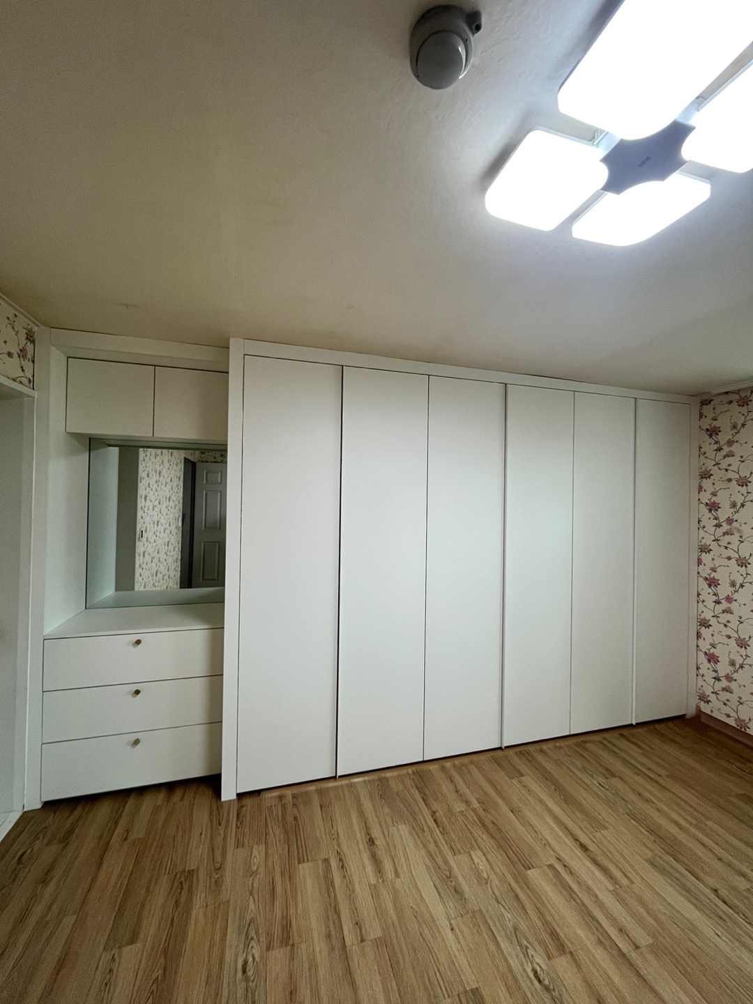 1785021221_shV8NrGR_fb2d79c6d0d3e6d4030987fc5d2dfba8a965ee15.jpg 이미지크게보기