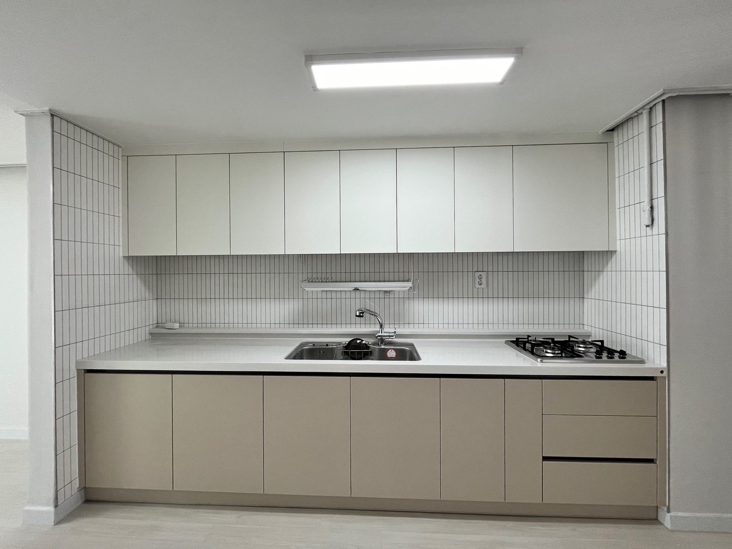 1785053414_mp0i8WXI_1c5dfc5a28492aee65de85223cc543d856c15a37.jpg 이미지크게보기