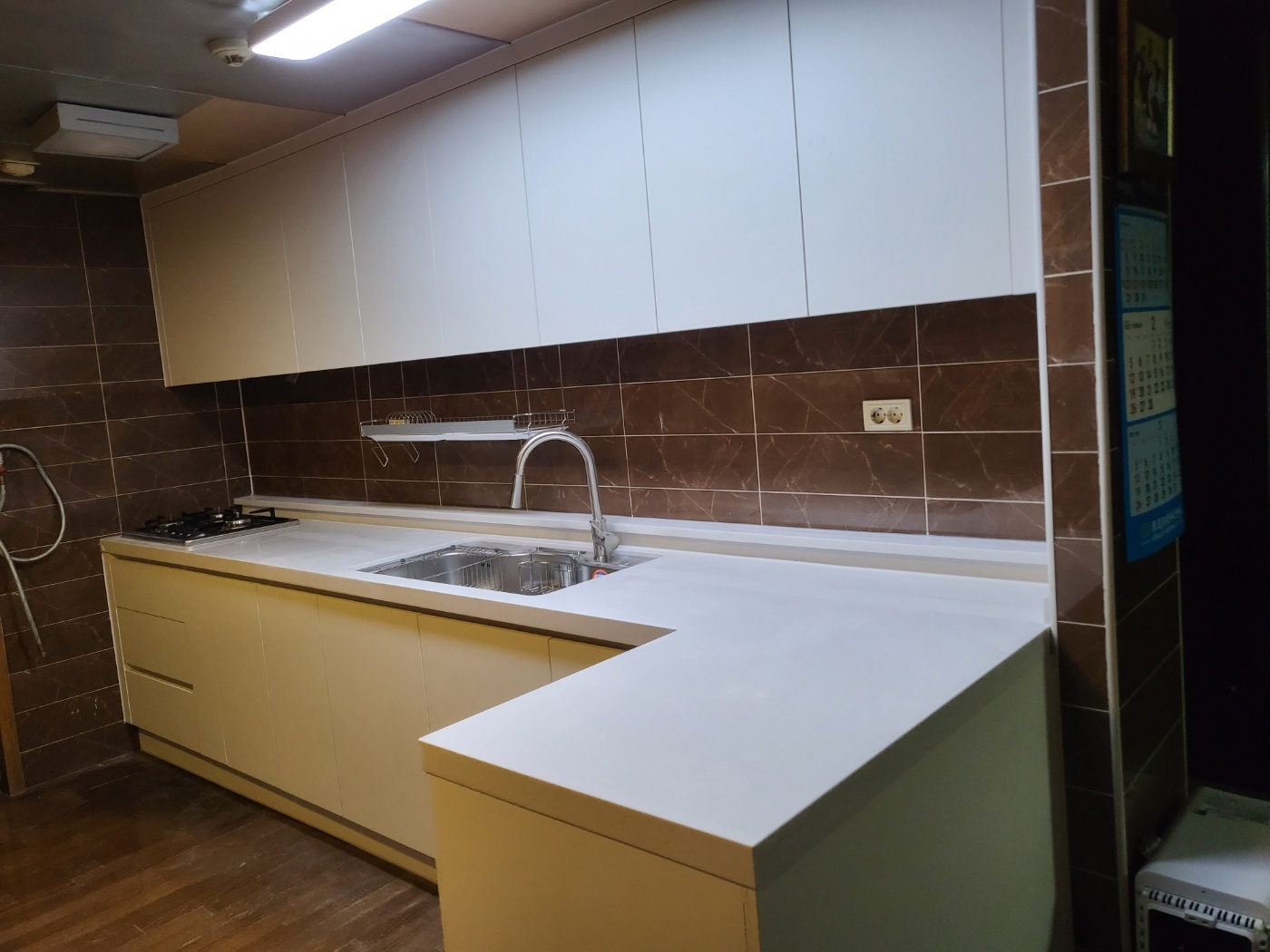 1785053468_A0VjzBG4_31b49c935e55841425e59d8685e971a75ce24074.jpg 이미지크게보기