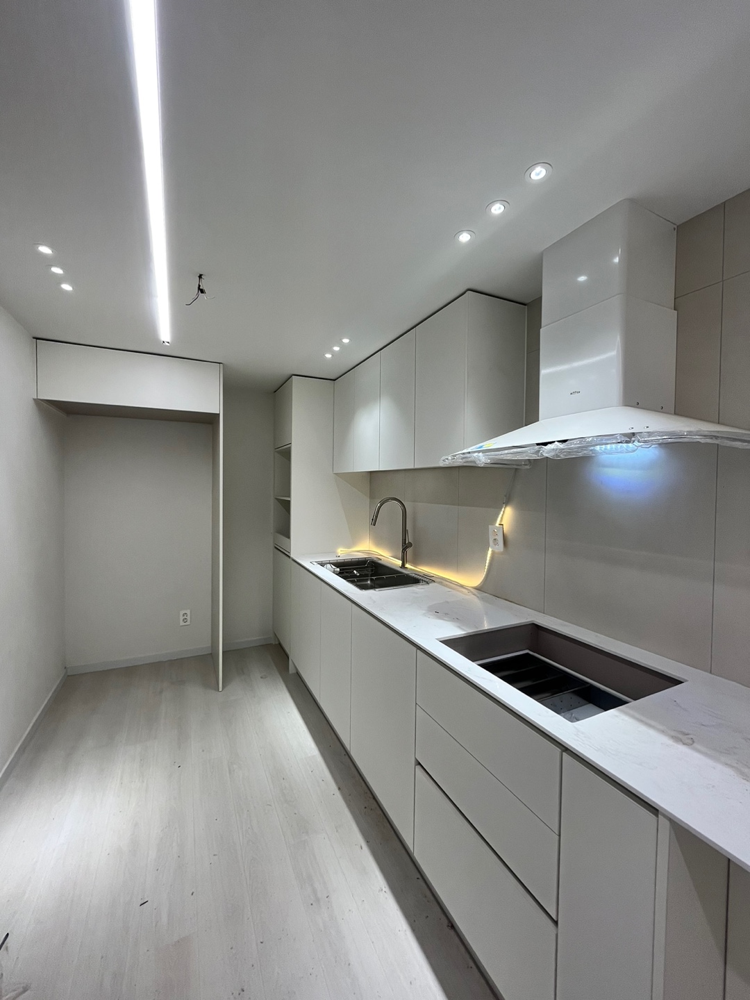 1785053508_5FlNtePD_33f436cceb30bf074e0614baab3eec3f4f4f42ce.jpg 이미지크게보기