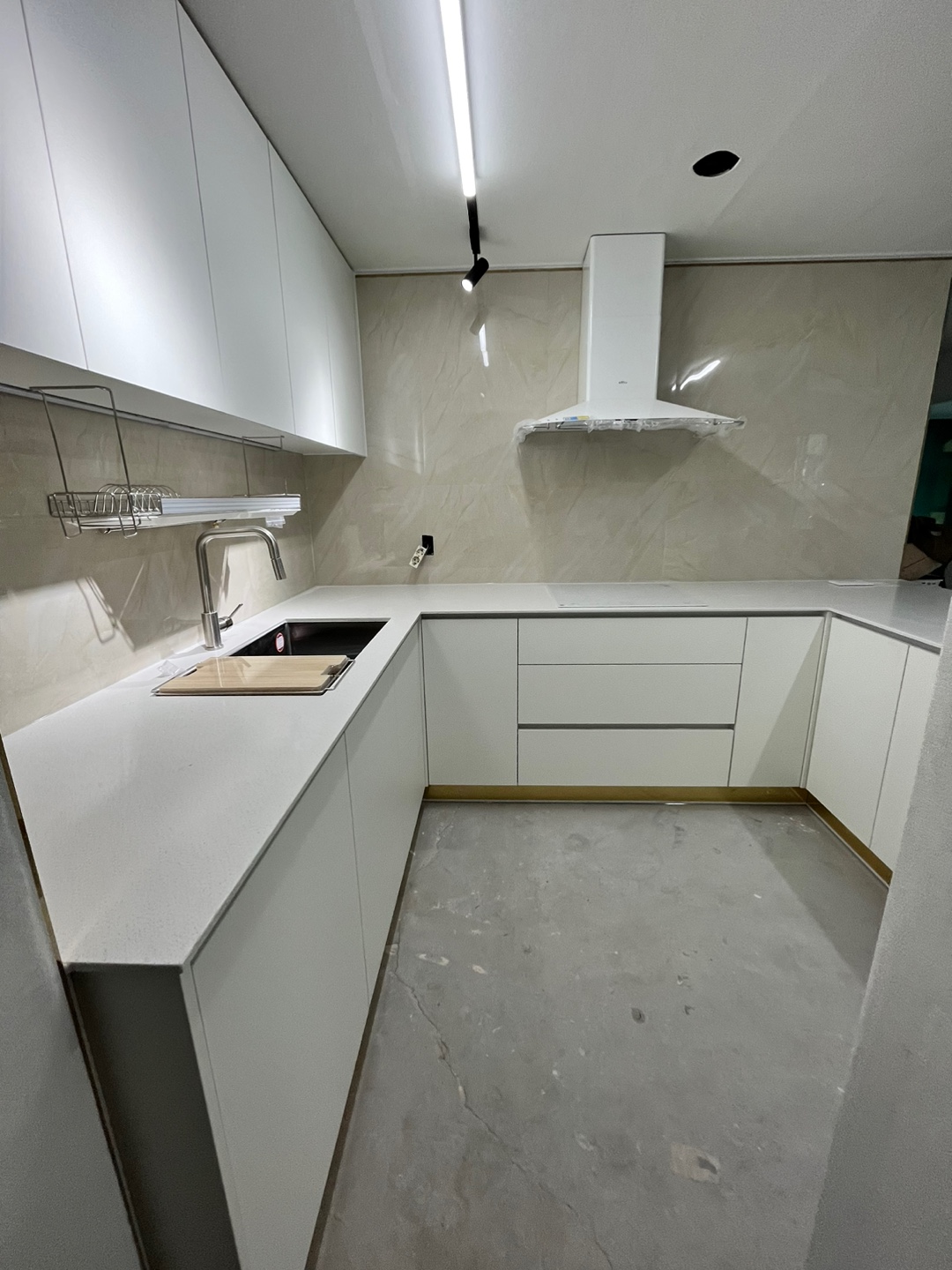 1785054663_MgXd9cka_dc8dceea0210faff973f600dd5effb2729ebb5a8.jpg 이미지크게보기