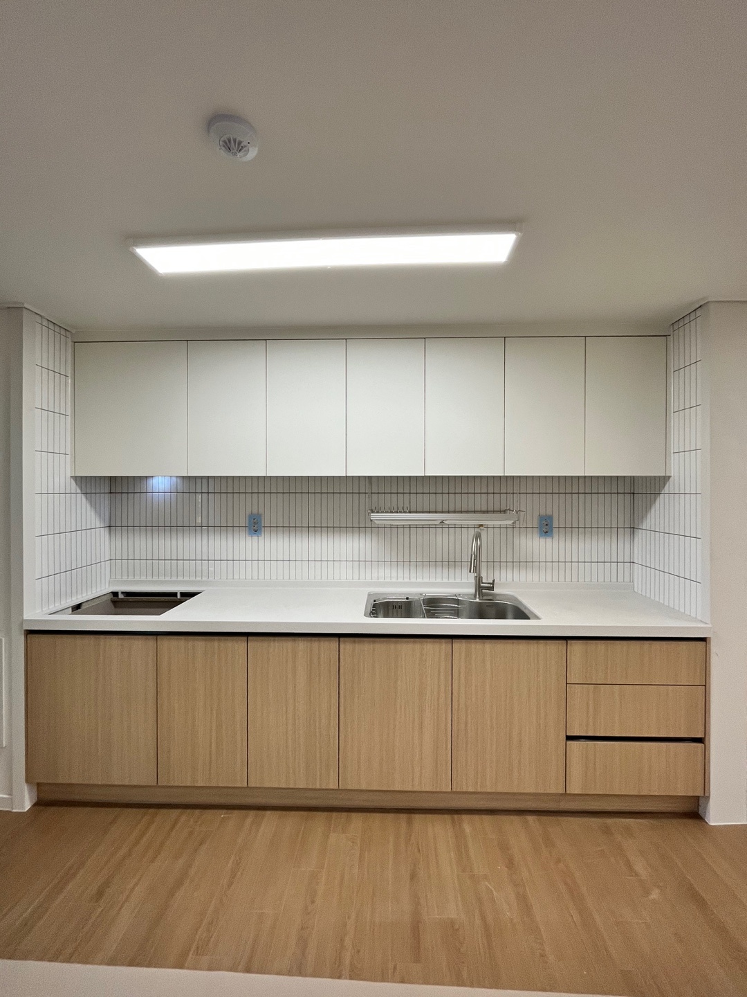 2000769928_MvbySdKN_b5dc22738572d3108bd39a24e00aa3896b183233.jpg 이미지크게보기