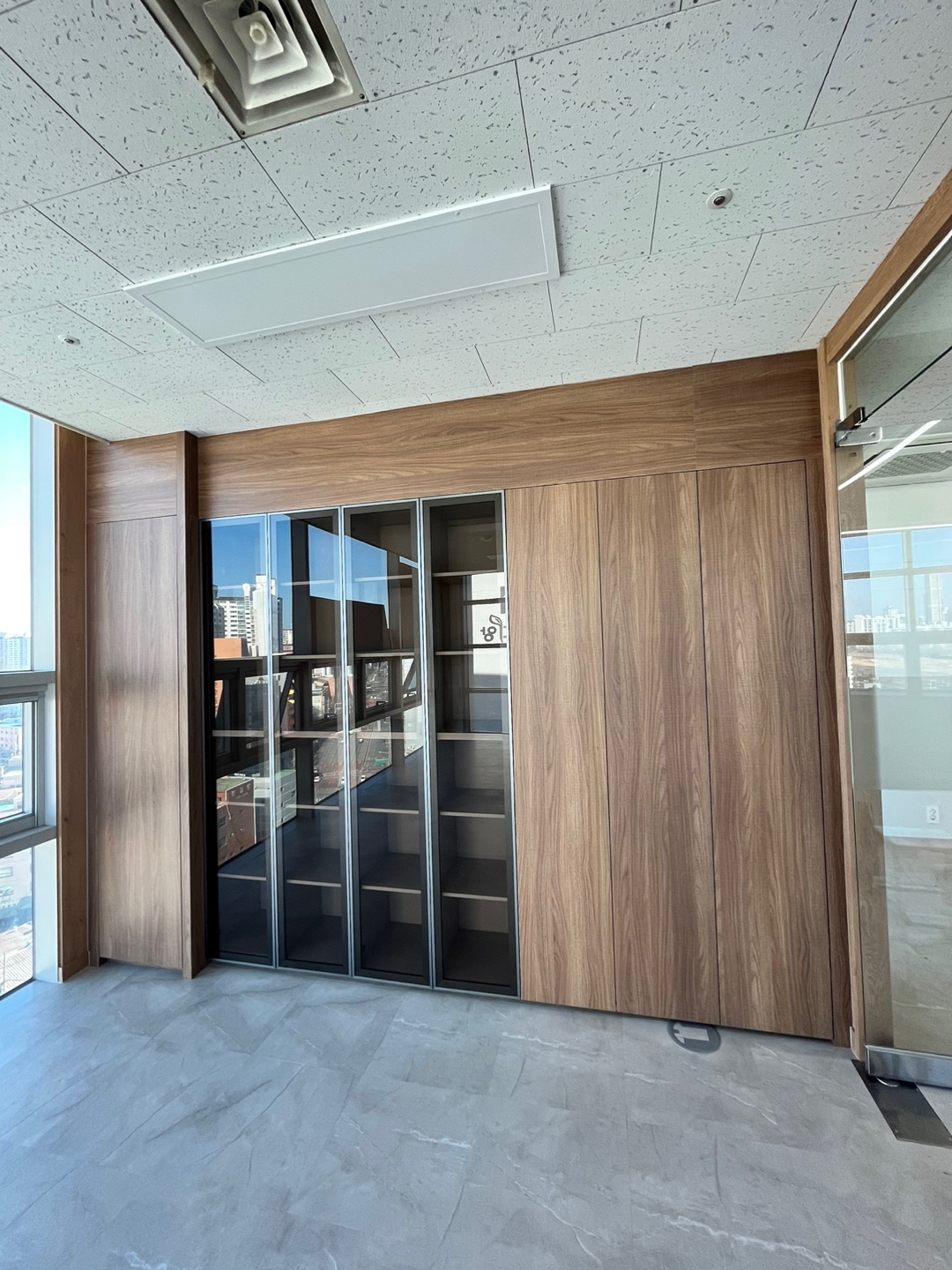 1785021154_fuejZ8M6_6b1368f1f15d4742351ef2814f50cc863485ac9a.jpg 이미지크게보기